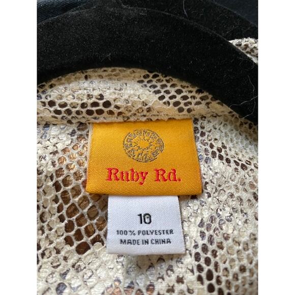 Ruby Red Cream Tan Snakeskin Print Moto Jacket Size 10 Neutral Mock Turtle - Picture 2 of 9